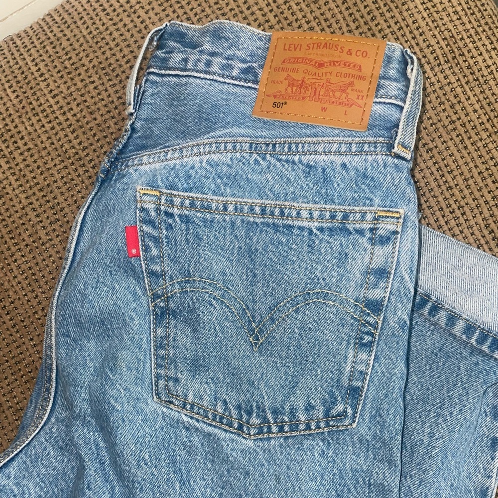 Levi’s 501s women’s high wasted jeans
